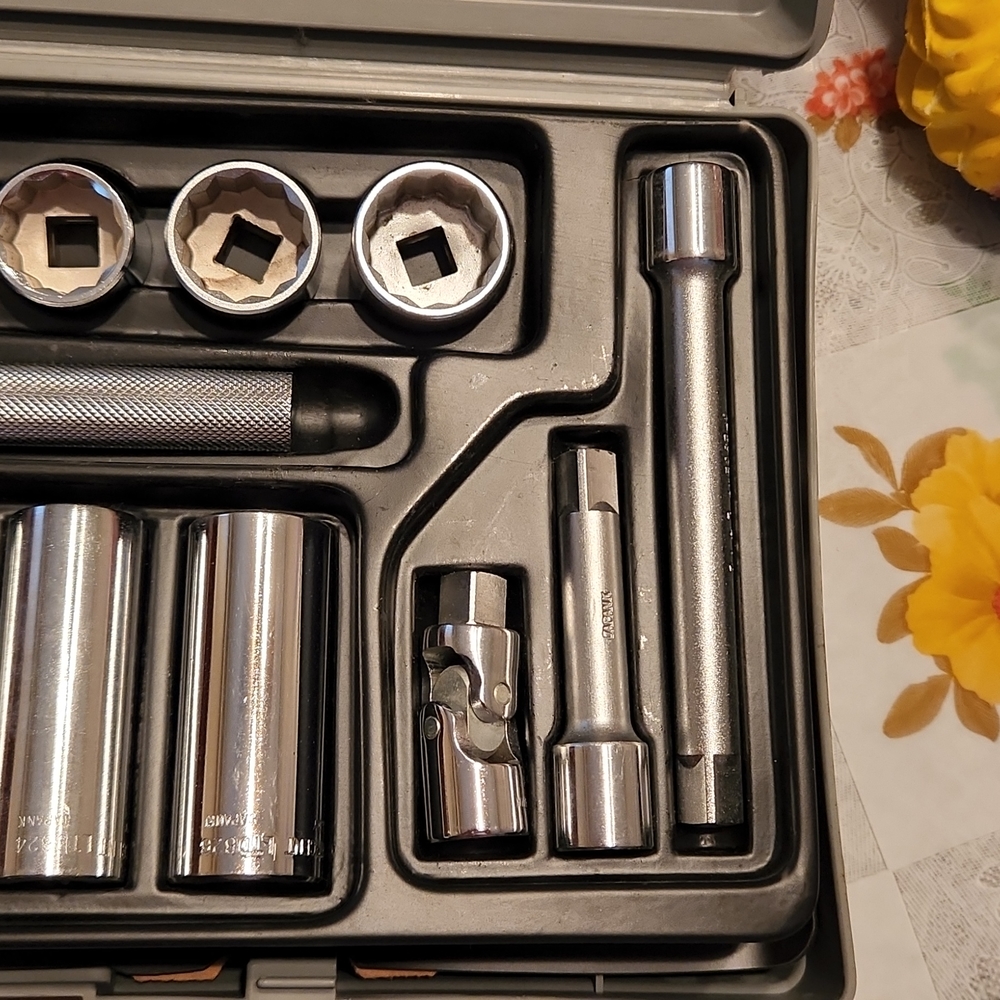 🆕Crescent socket wrench kit - Picture 6 of 6